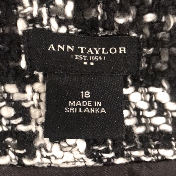 Vintage Ann Taylor Plaid Skirt, Black & White - Picture 5 of 7
